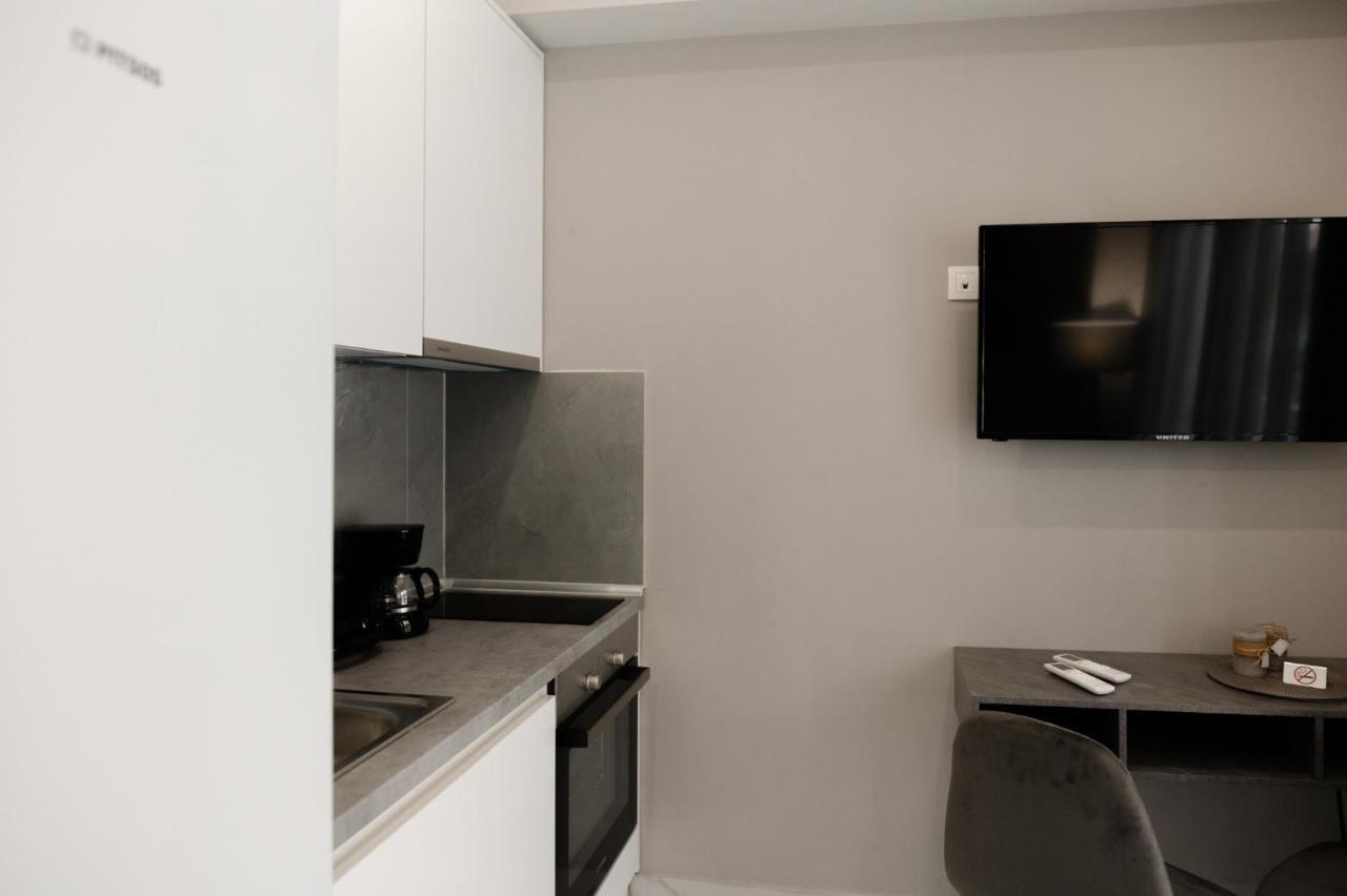 M10 Central Apartments Alexandroupolis 外观 照片